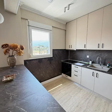 Nora Seaview Apartment