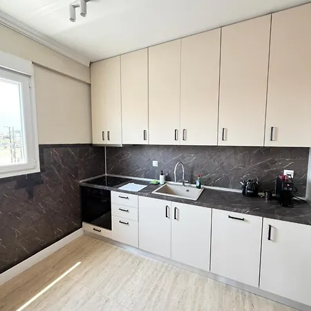 Nora Seaview Apartment *